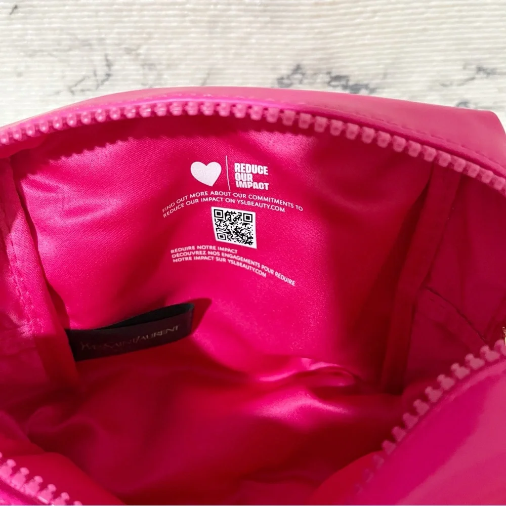YSL Beauty Pink Heart Necklace & Pouch (Pendant is the Zipper Pull) - Picture 15 of 17